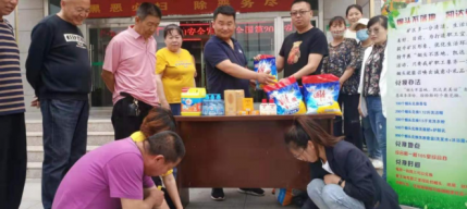 烟头不落地 凯达更俏丽